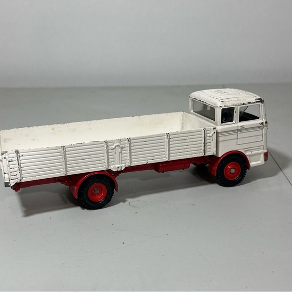 Vintage 1960s Dinky Toys 917 Merceds Benz LP 1920 Truck  made in England - Picture 4 of 9